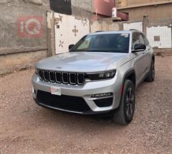 جیپ گراند شیرۆکی